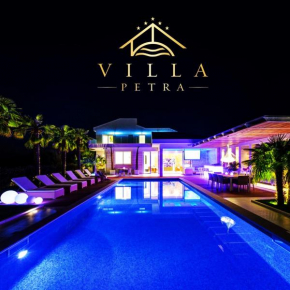  Villa Petra  Новалья